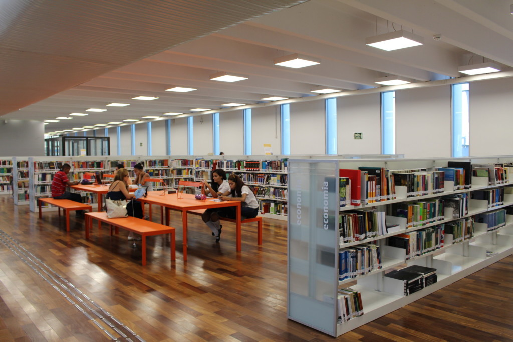 Escola Parque bibliotecas