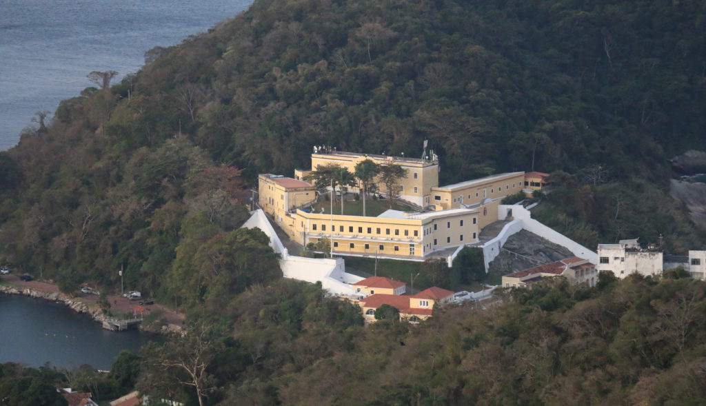 Forte de São João visto da Trilha para o Morro da Urca | Foto de About Rio